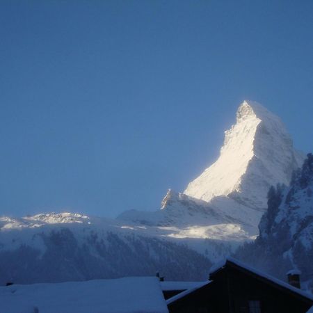Haus Perelia C Apartment Zermatt Luaran gambar