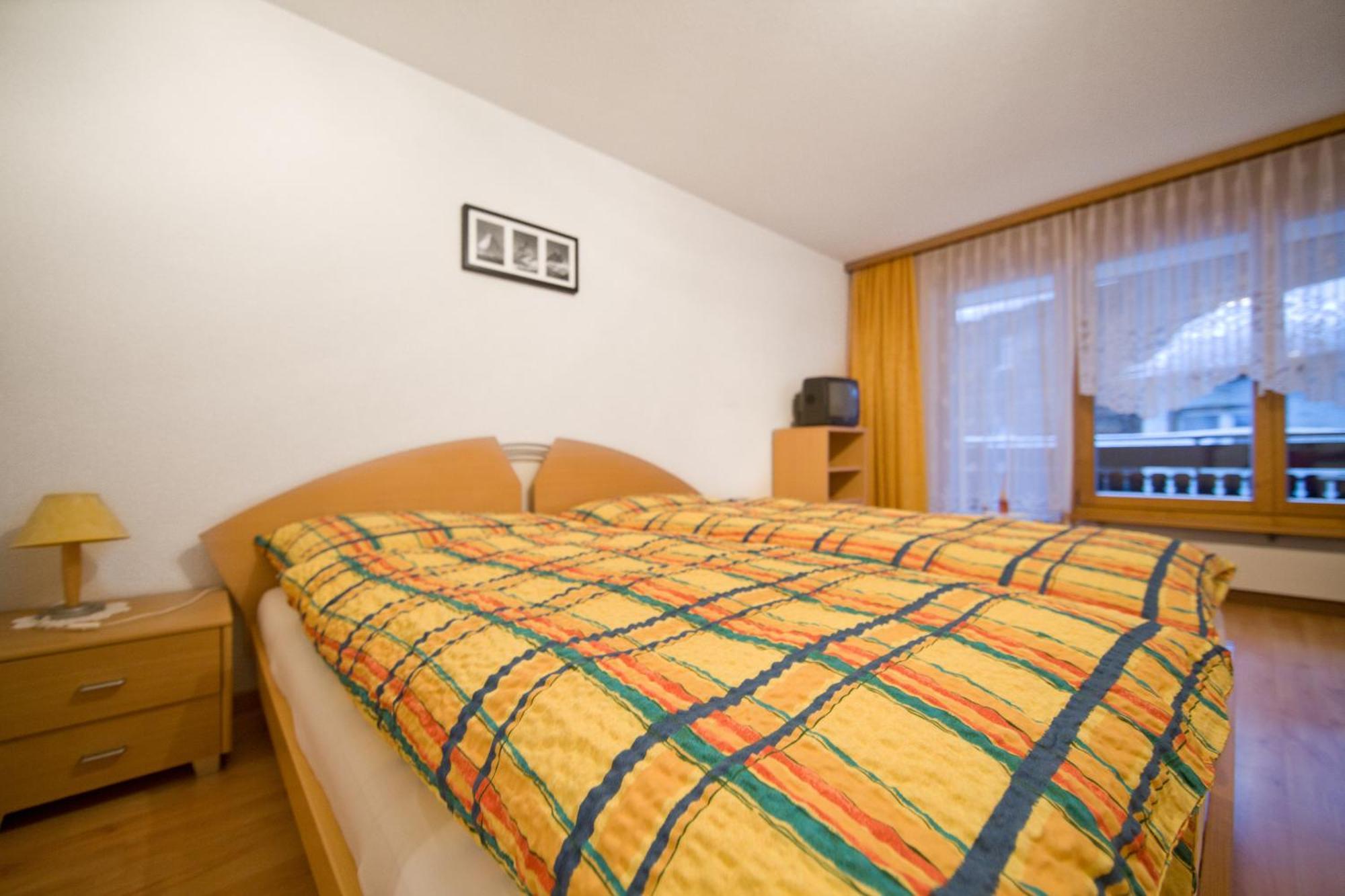 Haus Perelia C Apartment Zermatt Luaran gambar